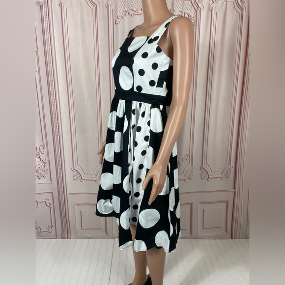 DISNEY PARK THE DRESS SHOP BLACK & WHITE POLKA DOT MINNIE MOUSE DRESS NEW WDW - Picture 3 of 15